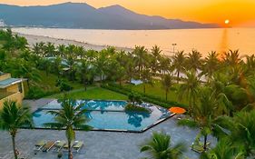 Temple Beach Resort